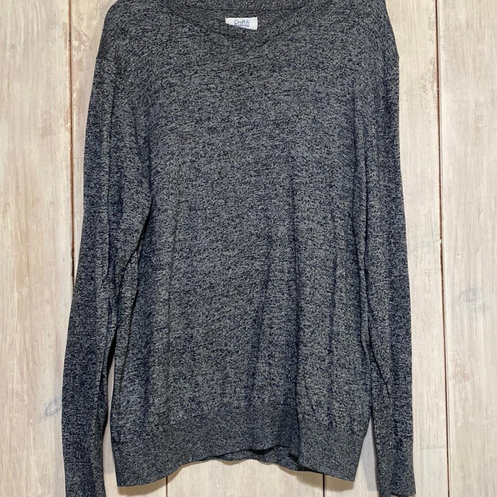 Croft & Barrow Large Light Gray Sweater Unisex